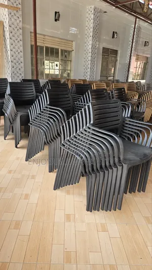 Outdoor Plastic Chairs (1 Piece)
