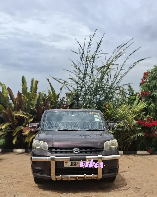 Toyota Rumion 1.5 FWD 2023 Maroon - 1