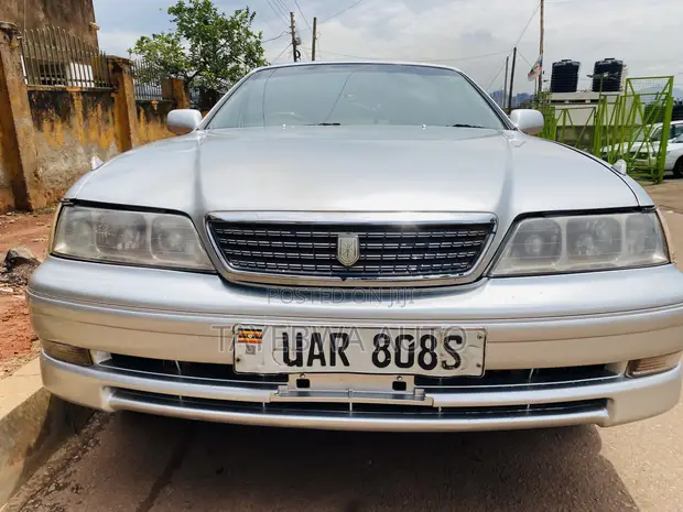 Toyota Mark II 2.0 RWD 1999 Silver - 1