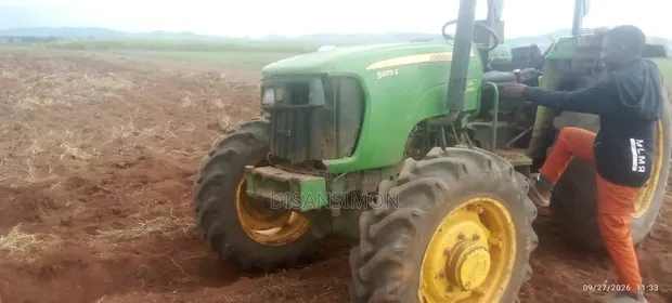 John Deere Tractor - 1