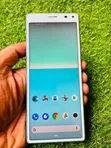 Sony Xperia 8 SOV42 64GB Silver - 1