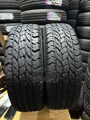 Used Savero Tires 225/75R15 for Toyota HiAce