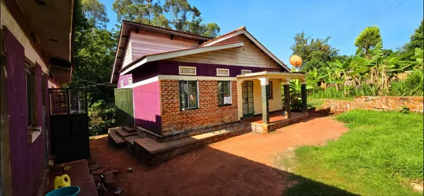 4 Bedroom House for Sale in Nakibizzi, Buikwe, Jinja - 1