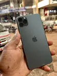 Apple iPhone 11 Pro Max 256GB Graphite - 2
