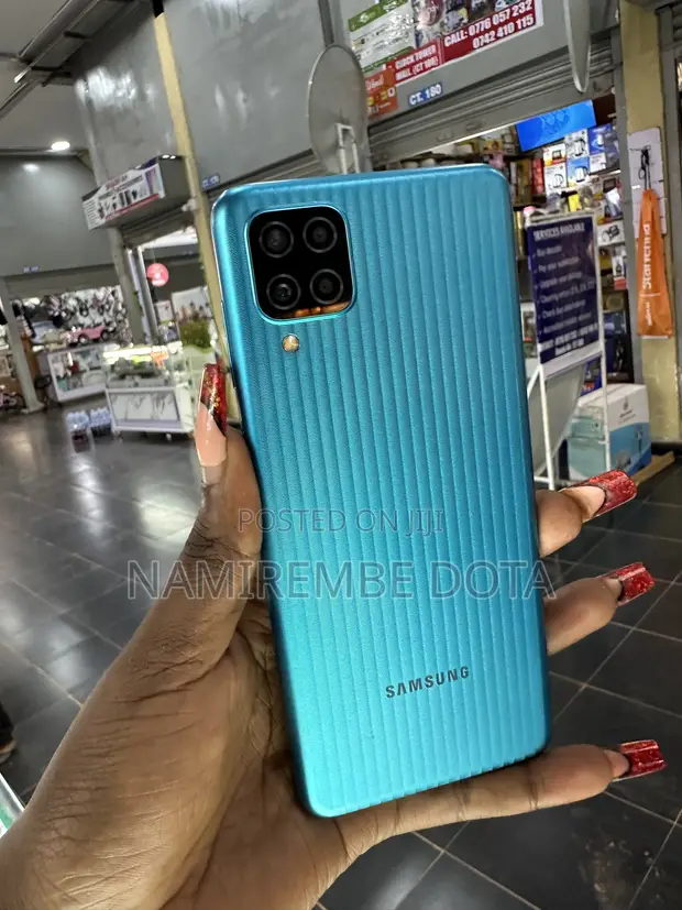 New Samsung Galaxy A12 64GB Blue - 1