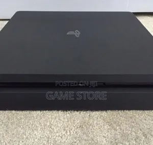 PS4 Slim 500GB Console