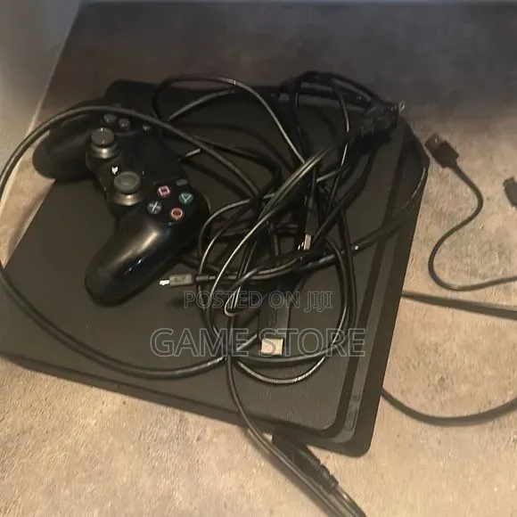 PS4 Slim 500GB - 1