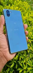 Sharp Aquos R3 128GB Gold - 2