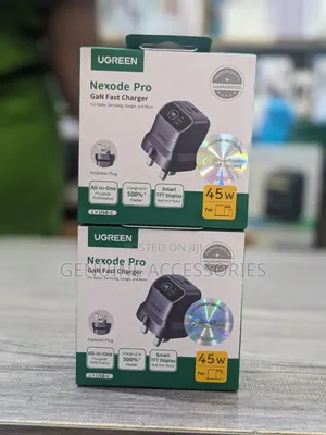 Ugreen Nexode Pro 45W USB-C Adapter with Smart Display