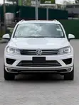 Volkswagen Touareg 2017 White - 1
