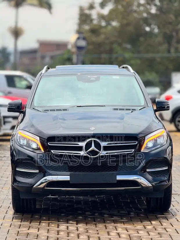Mercedes-Benz GLE-Class GLE 320 4MATIC 2018 Black - 1