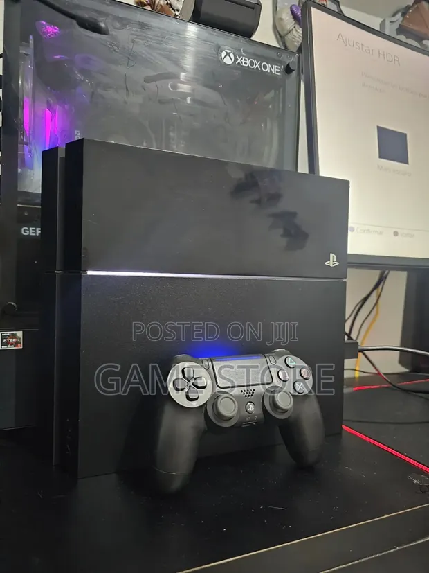 PS4 Standard 500GB - 1
