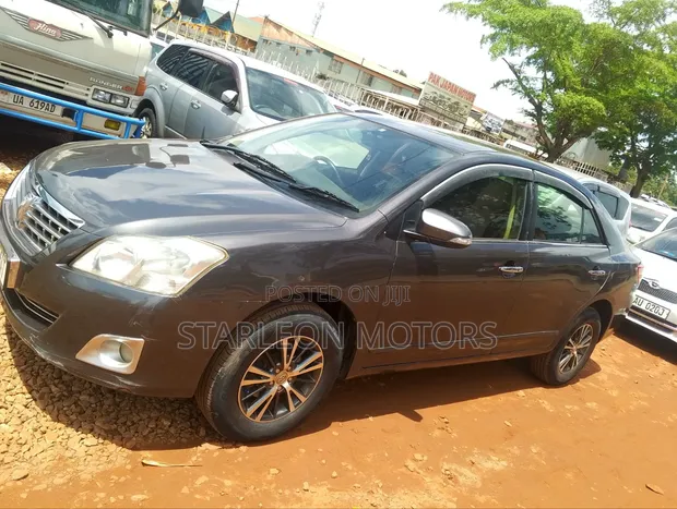 Toyota Premio 1.8 AWD 2013 Gray - 1