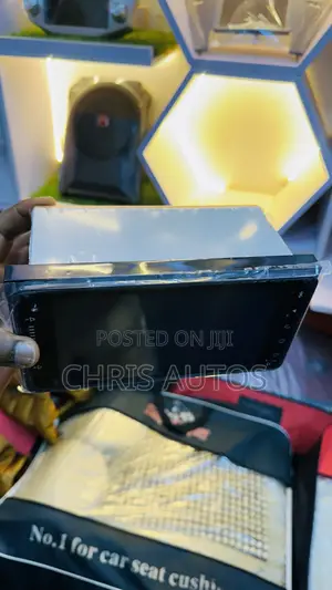 Car MP5 Player Touchscreen - Low Budget