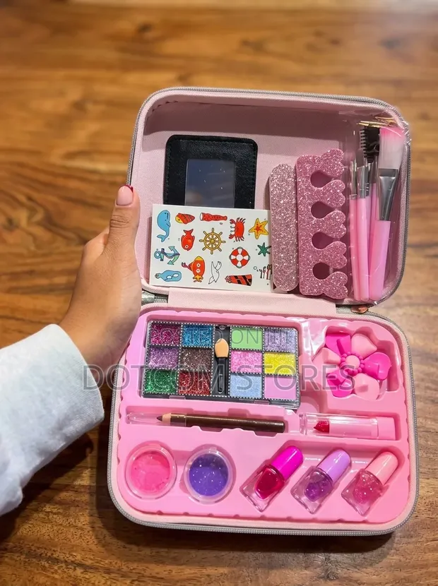 Kids Makeup and Beauty Toy Set - Pink Vanity Case - 1