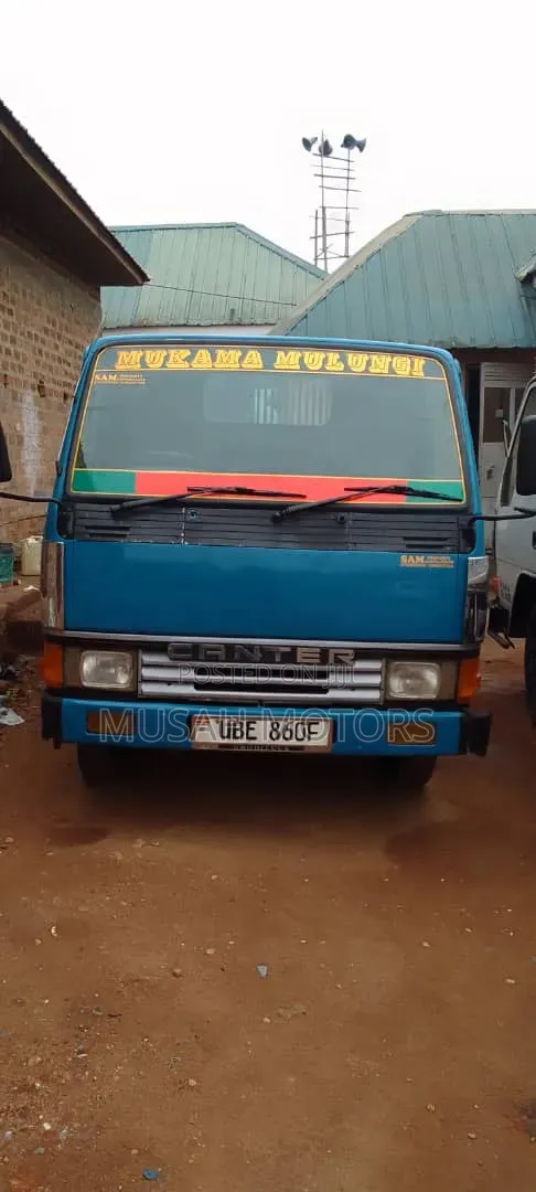 Mitsubishi Canter Tipper Truck - 1