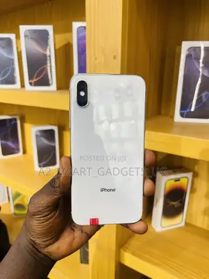 Apple iPhone X 64GB White