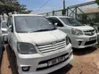 Toyota Noah 2003 White - 2