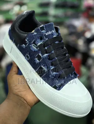Alexander McQueen Sneakers