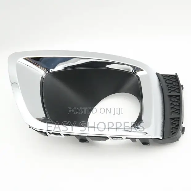 Subaru Forester Fog Light Cover (2013-2018) - 1
