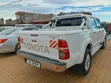 Toyota Hilux 2010 White - 4