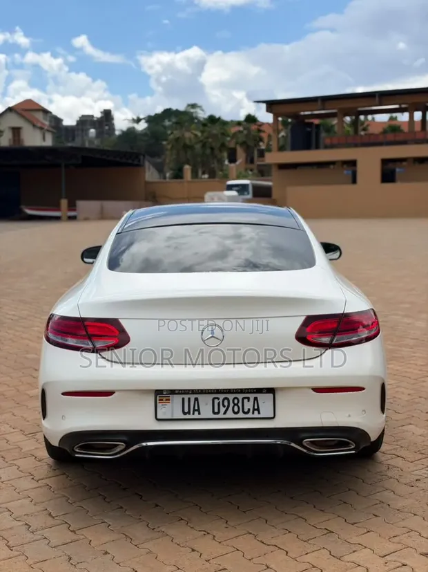 Mercedes-Benz C200 2020 White - 1
