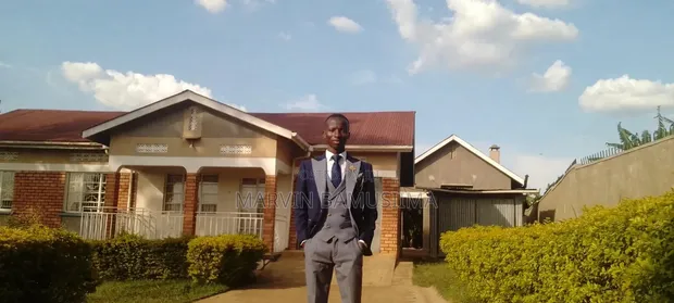 Marvin Bamusiima - Part-time & Weekend CV - 1