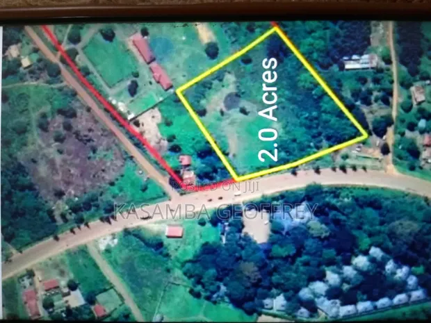 2 Acres Commercial Land in Hoima City - 1