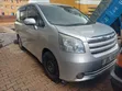 Toyota Noah 2010 Silver - 3