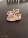 Used Girls' Pink Laced Shoes (Size 3.5) - 2