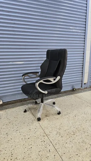 Executive High Back Leather Office Chair - Brand New