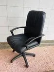Used Adjustable Rotating Salon Styling Chair - 1