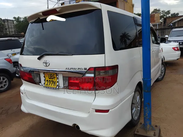 Toyota Alphard 2007 White - 1