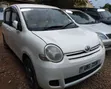 Toyota Sienta 2007 White - 5