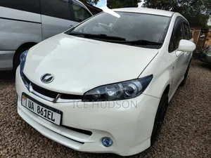 Toyota Wish 2012 White