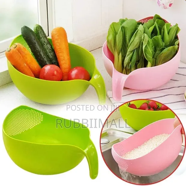 Multi-Purpose Plastic Rice Washing Bowl & Strainer - 1
