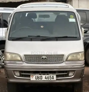 Toyota HiAce Super Custom 2002