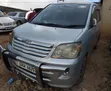 Toyota Noah 2004 Gray - 2