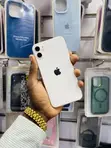Apple iPhone 11 128GB White - 1