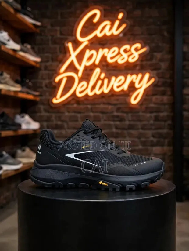 Columbia GORE-TEX Handy Sneakers - 1