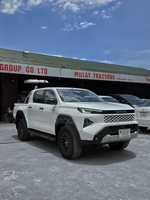 New Toyota Hilux 2026 White