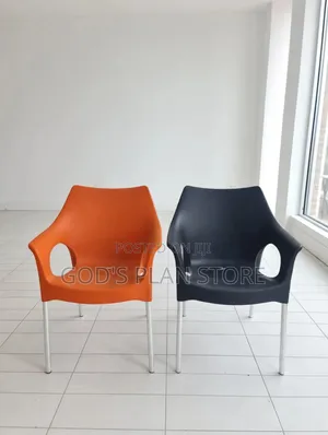 Internal Metal Stands Plastic Chairs