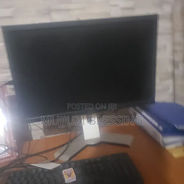 Dell 24" Computer Monitor 2560x1080 - 1