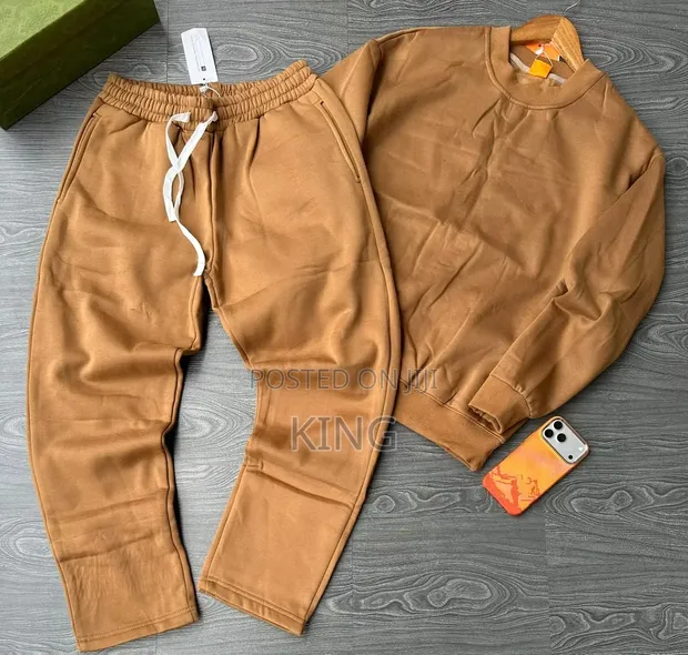 Brand New 4F Unisex Tracksuit - 1