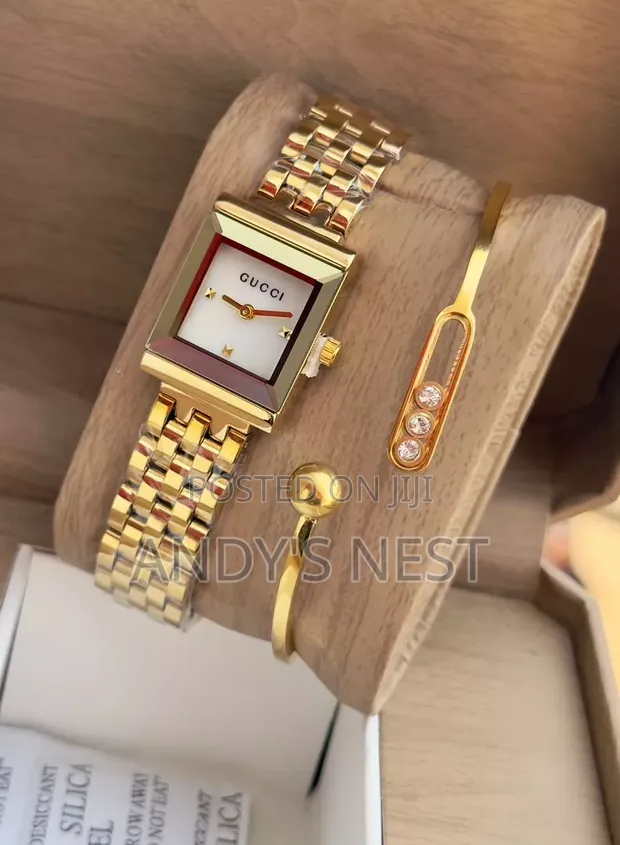 Golden Gucci Watch with Bangle - 1