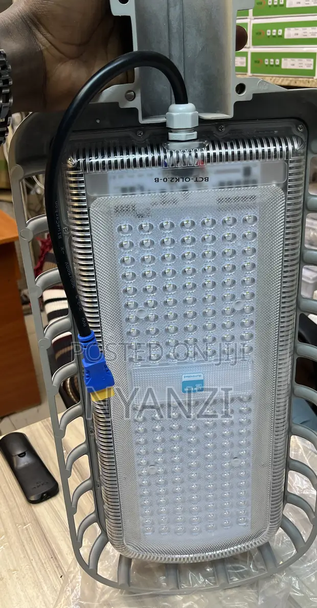 Street Light - 500W Complete Set - 1