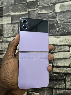 Samsung Galaxy Z Flip4 512GB Purple (Used)