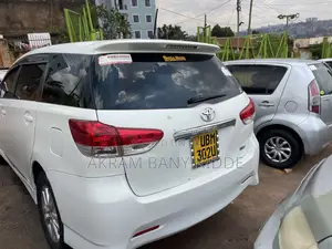 Toyota Wish 2011 White