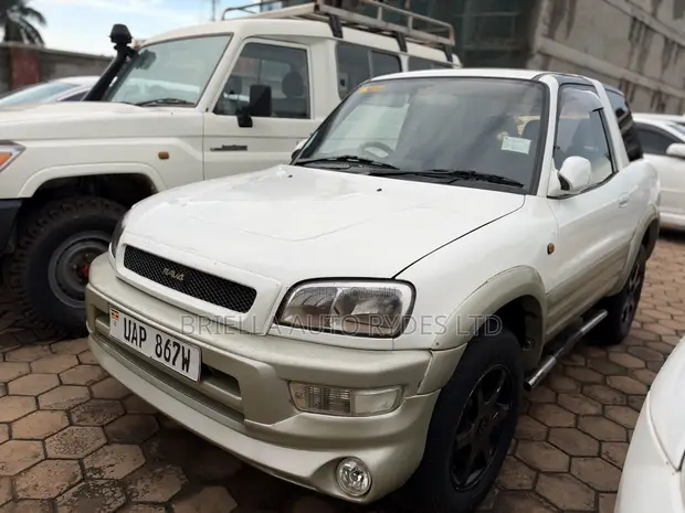 Toyota RAV4 2001 Silver - 1