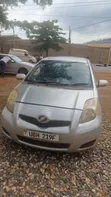 Toyota Vitz 1.3 AWD 3dr 2004 Silver - 1